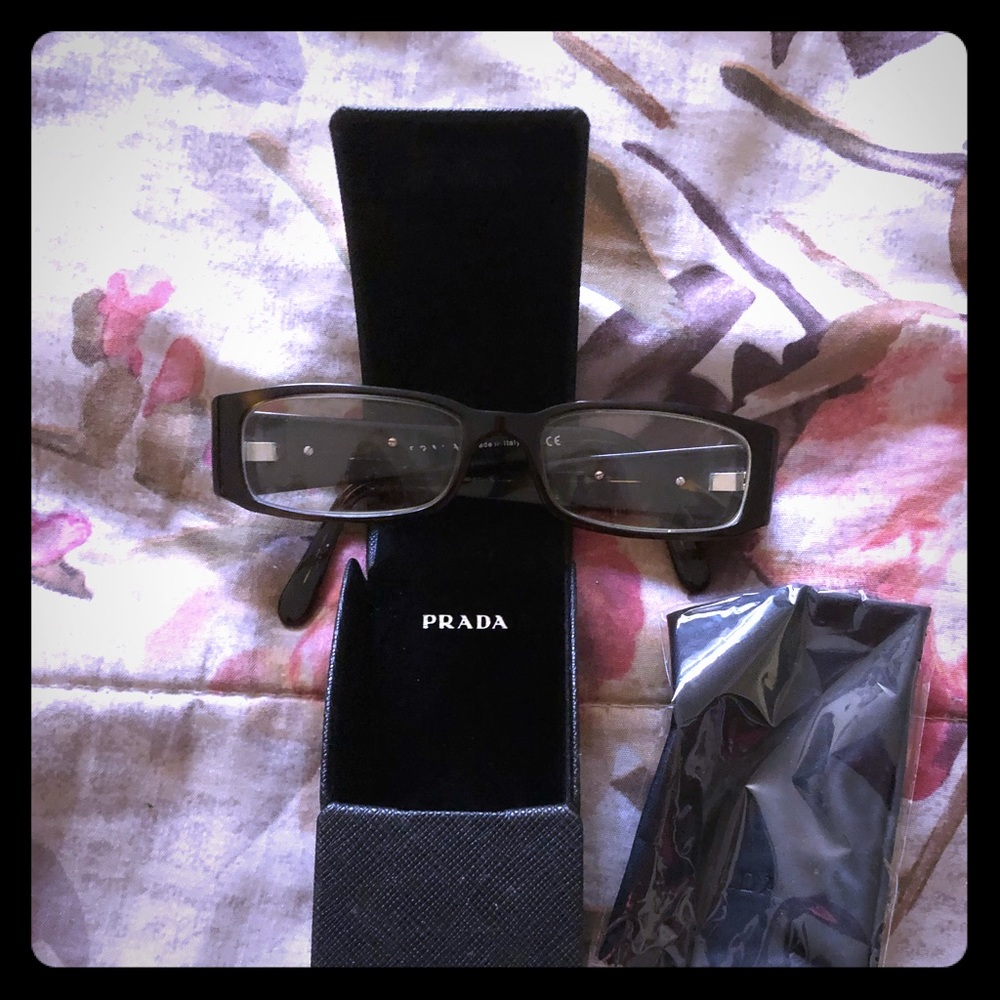 Prada Frames